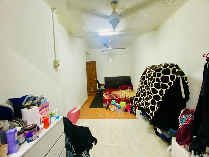 Rumah Teres 2 Tingkat untuk Dijual di Bandar Tun Hussein Onn (Cheras) - Adilah Adib - Bedroom - PropertyGuru.com.my