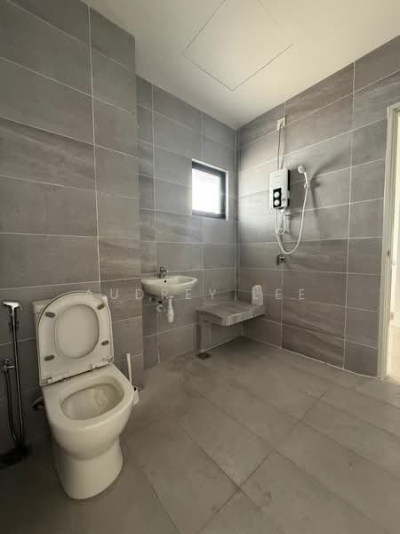 2-storey Terraced House for Rent in Cyberjaya (Selangor) - Audrey Lee - Bathroom - PropertyGuru.com.my