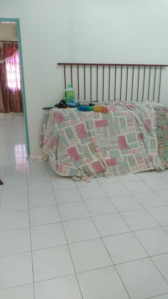 2-storey Terraced House for Sale in Taman Putri Kulai (Kulai) - Ah Liang - Interior - PropertyGuru.com.my