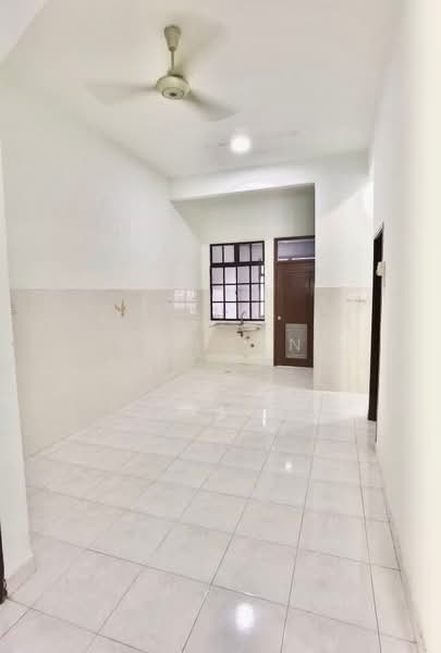 2-storey Terraced House for Sale in Taman Pelangi Indah (Ulu Tiram) - Jordan Wong - Interior - PropertyGuru.com.my