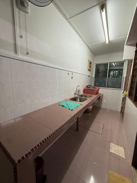 1-storey Terraced House for Sale in Taman Sentosa (Klang) - Ethan Chua - Kitchen - PropertyGuru.com.my