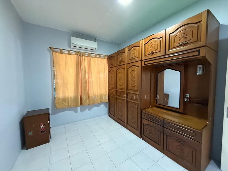 1-storey Terraced House for Sale in Taman Sentosa (Klang) - Ethan Chua - Bedroom - PropertyGuru.com.my
