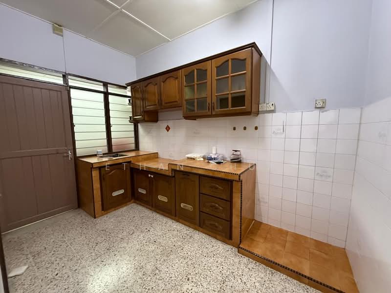 1-storey Terraced House for Sale in Taman Sentosa (Klang) - Ethan Chua - Kitchen - PropertyGuru.com.my