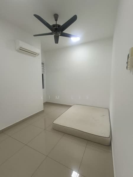 Kondominium untuk Disewa di Sutera Pines - Kim Lee - Bedroom - PropertyGuru.com.my