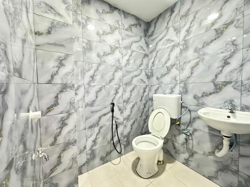 2-storey Terraced House for Sale in Skudai (Johor) - Win Tan - Bathroom - PropertyGuru.com.my