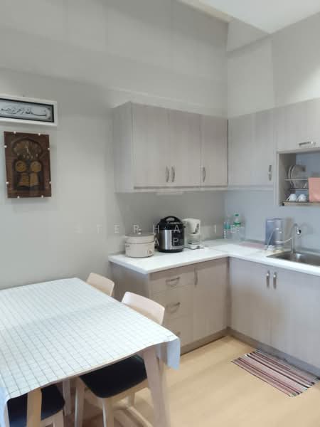 Servis Apartment untuk Dijual di EDUSENTRAL - Stephanie Yap - Kitchen - PropertyGuru.com.my