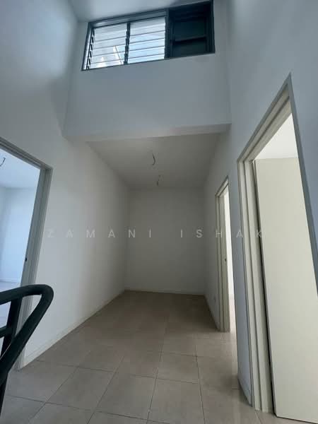 2-storey Terraced House for Sale in Bandar Mahkota Banting (Tanjong Duabelas) - Zamani Ishak - Interior - PropertyGuru.com.my