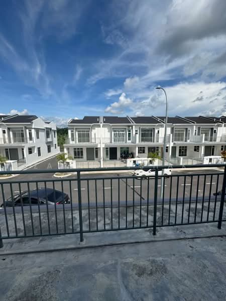 2-storey Terraced House for Sale in Bandar Mahkota Banting (Tanjong Duabelas) - Zamani Ishak - Exterior - PropertyGuru.com.my