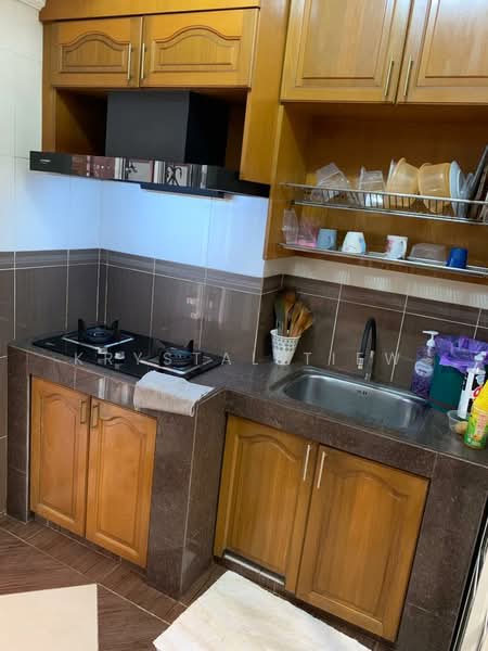 Semi-Detached House for Sale in Alam Damai (Cheras) - Krystal Tiew - Kitchen - PropertyGuru.com.my