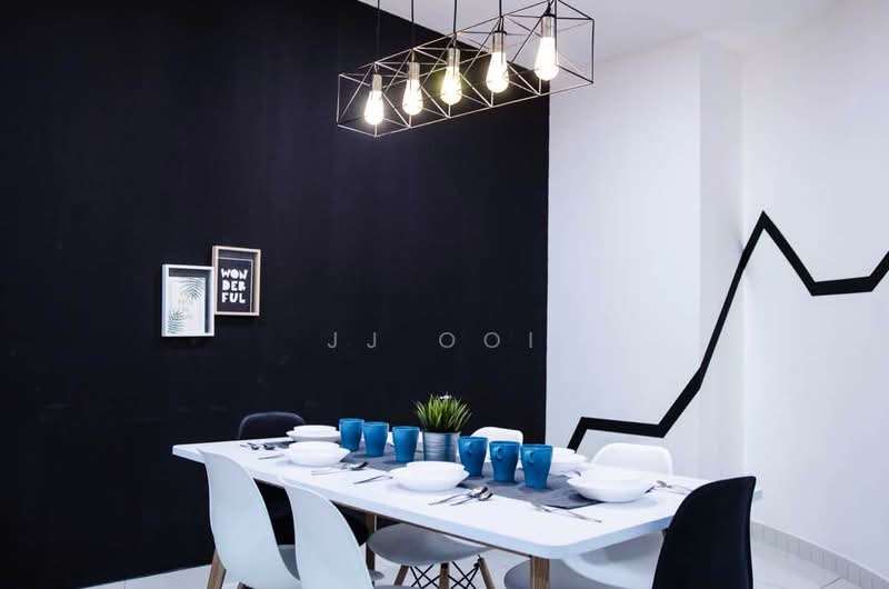 Servis Apartment untuk Dijual di Serviced Residence @ 3 Towers - JJ Ooi - Dining Room - PropertyGuru.com.my