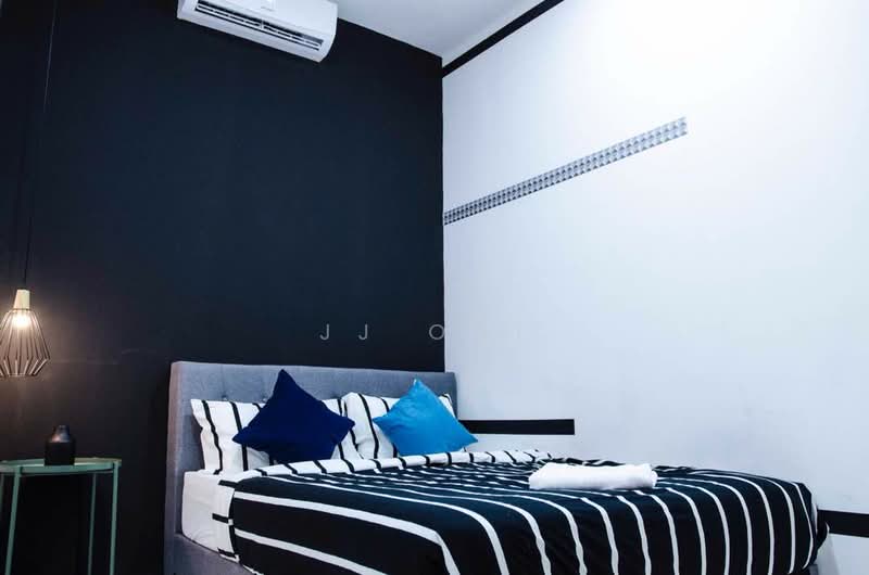 Servis Apartment untuk Dijual di Serviced Residence @ 3 Towers - JJ Ooi - Bedroom - PropertyGuru.com.my
