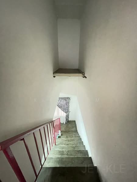 Rumah Teres 2 Tingkat untuk Dijual di Pelabuhan Klang (Selangor) - Kelly Lim - Corridor - PropertyGuru.com.my