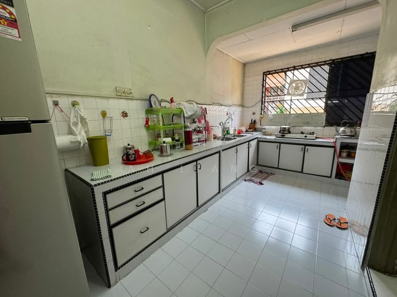 Rumah Teres 1 Tingkat untuk Dijual di Skudai (Johor) - Ah Liang - Kitchen - PropertyGuru.com.my