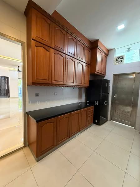 Cluster House for Rent in Horizon Hills (Iskandar Puteri (Nusajaya)) - June Tseng - Kitchen - PropertyGuru.com.my