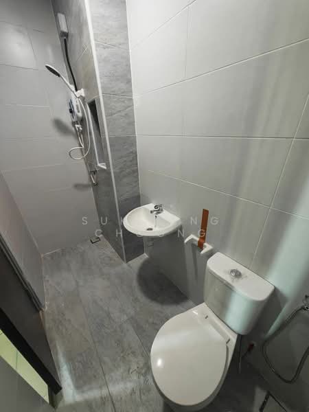 Apartment for Rent at KSL Residence 2 @ Kangkar Tebrau - Suk Teng Choong - Bathroom - PropertyGuru.com.my