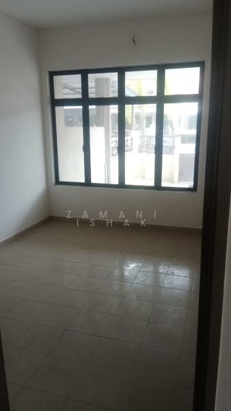 Terraced House for Sale in Bandar Mahkota Banting (Tanjong Duabelas) - Zamani Ishak - Interior - PropertyGuru.com.my