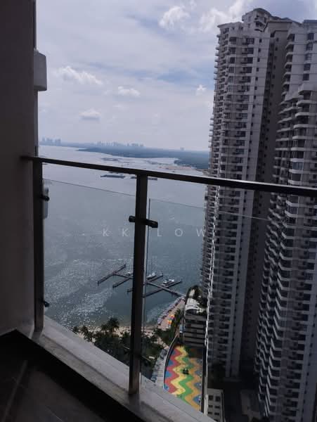 Condominium for Rent at Amberside @ Country Garden Danga Bay - KK Low - Balcony - PropertyGuru.com.my