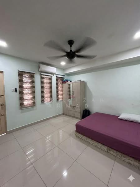 Rumah Teres 2 Tingkat untuk Dijual di Seksyen 25 (Shah Alam) - Norfaizah Ahmad - Bedroom - PropertyGuru.com.my