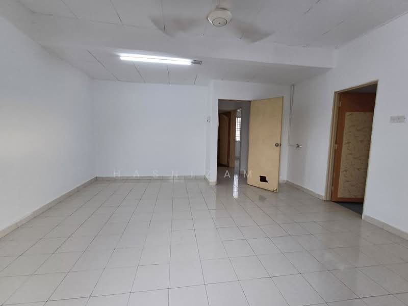 Rumah Teres 2 Tingkat untuk Dijual di Bertam Perdana 3 (Kepala Batas) - Hasnizam . - Living Room - PropertyGuru.com.my