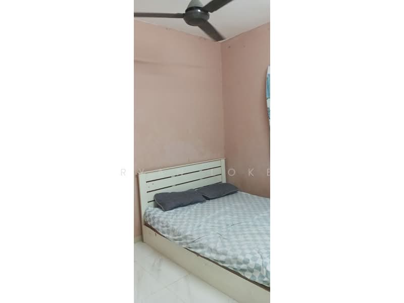 Apartment for Rent at Lumayan Apartment (Bdr Tasik Permaisuri) - Ryan Loke - Bedroom - PropertyGuru.com.my