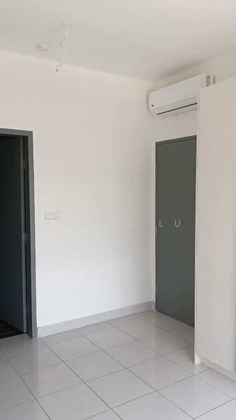 Service Residence for Sale at E'Island Lake Haven - Kelvin Lu - Interior - PropertyGuru.com.my