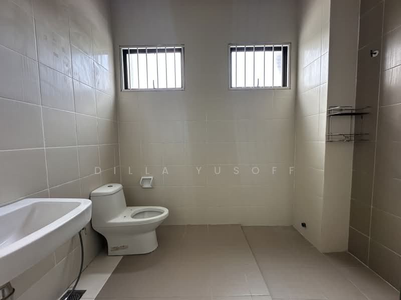2-storey Terraced House for Sale in Bandar Baru Nilai (Nilai) - DILLA YUSOFF - Bathroom - PropertyGuru.com.my