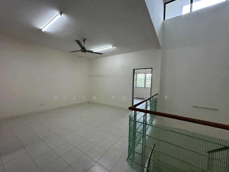2-storey Terraced House for Sale in Bandar Baru Nilai (Nilai) - DILLA YUSOFF - Interior - PropertyGuru.com.my