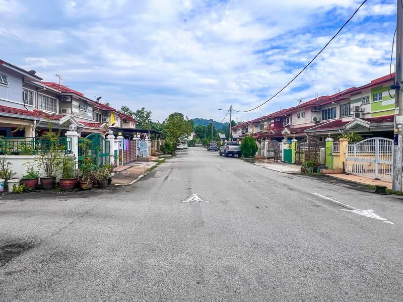 Rumah Teres untuk Dijual di Taman Cheras Idaman (Cheras) - Adilah Adib - Exterior - PropertyGuru.com.my