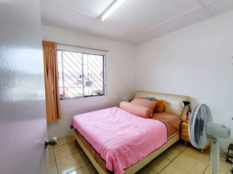 2-storey Terraced House for Sale in Taman Skudai Baru (Skudai) - Jermain Tee - Bedroom - PropertyGuru.com.my