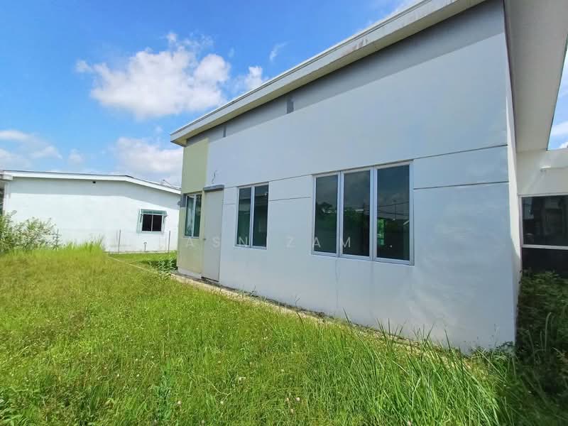 Semi-Detached House for Sale in Sungai Petani (Kedah) - Hasnizam . - Exterior - PropertyGuru.com.my