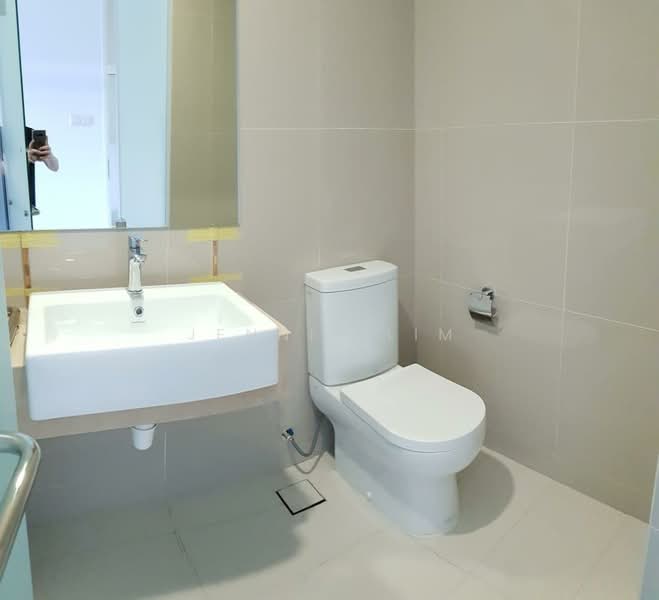 Service Residence for Rent at Southlink - Jennie Lim - Bathroom - PropertyGuru.com.my