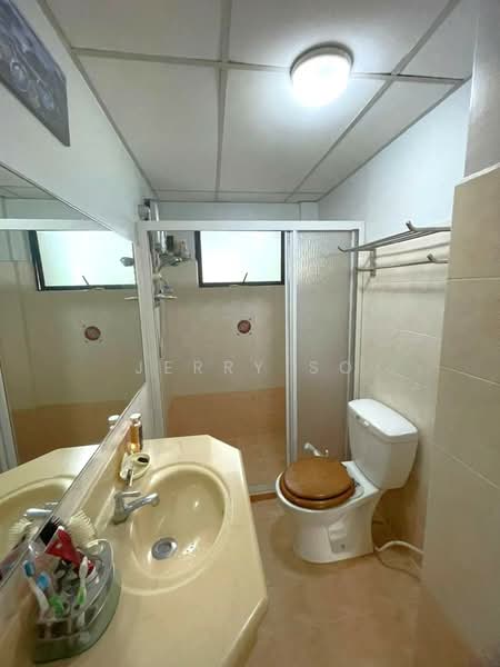 Condominium for Sale at Lakeside Tower - Jerry So - Bathroom - PropertyGuru.com.my