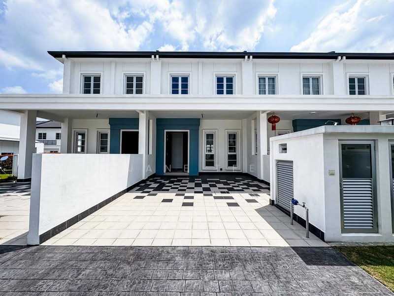 Terraced House for Sale in Semenyih (Selangor) - Jane Tee - Exterior - PropertyGuru.com.my