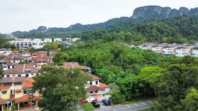 Semi-Detached House for Sale in Ampang (Selangor) - Hazwan Hilmi - Exterior - PropertyGuru.com.my