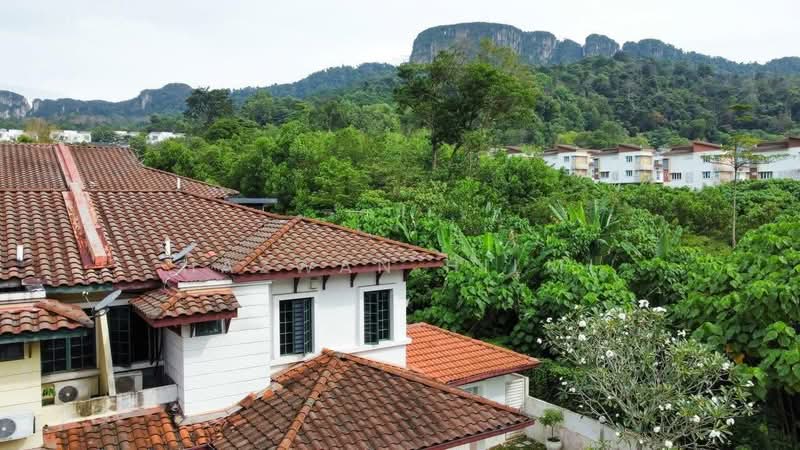 Semi-Detached House for Sale in Ampang (Selangor) - Hazwan Hilmi - Exterior - PropertyGuru.com.my
