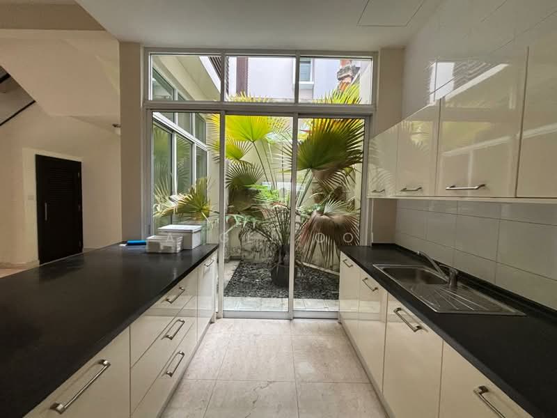 Rumah Kluster untuk Dijual di Duta Tropika (Batu) - Angel Ooi - Kitchen - PropertyGuru.com.my