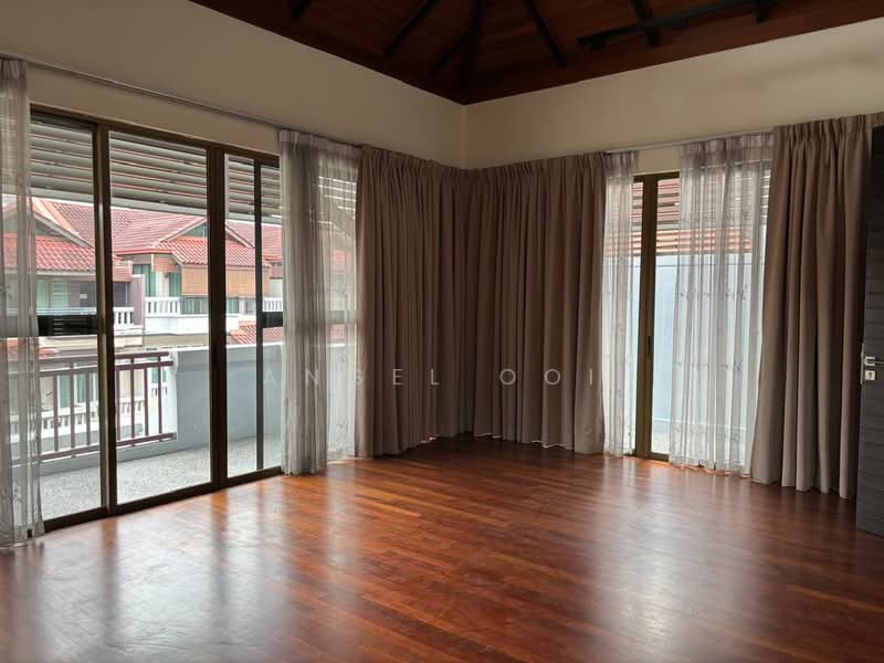 Rumah Kluster untuk Dijual di Duta Tropika (Batu) - Angel Ooi - Balcony - PropertyGuru.com.my