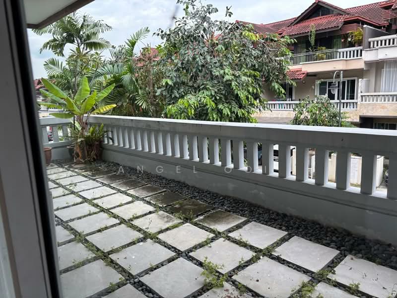 Rumah Kluster untuk Dijual di Duta Tropika (Batu) - Angel Ooi - Balcony - PropertyGuru.com.my