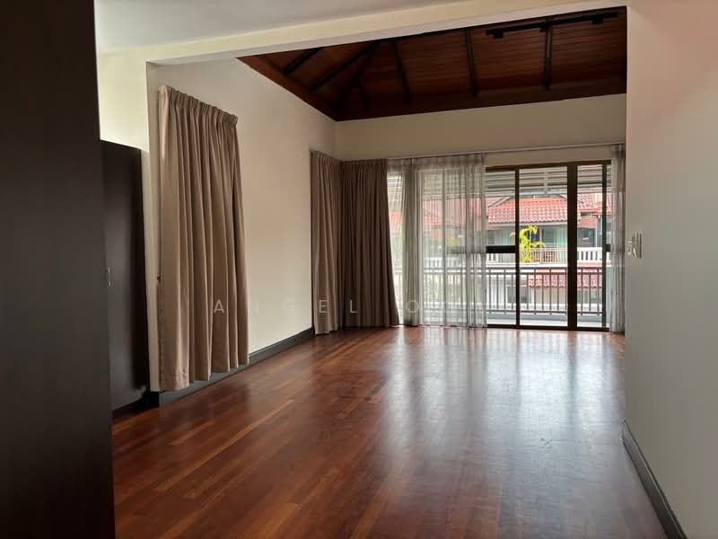 Rumah Kluster untuk Dijual di Duta Tropika (Batu) - Angel Ooi - Living Room - PropertyGuru.com.my