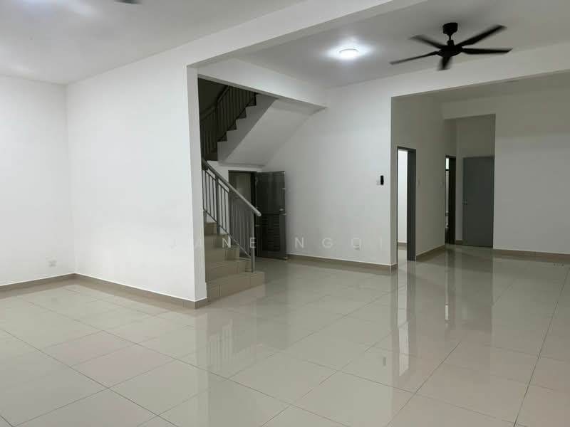 Rumah Teres 2 Tingkat untuk Disewa di Johor Bahru (Johor) - Jane Ngoi - Living Room - PropertyGuru.com.my