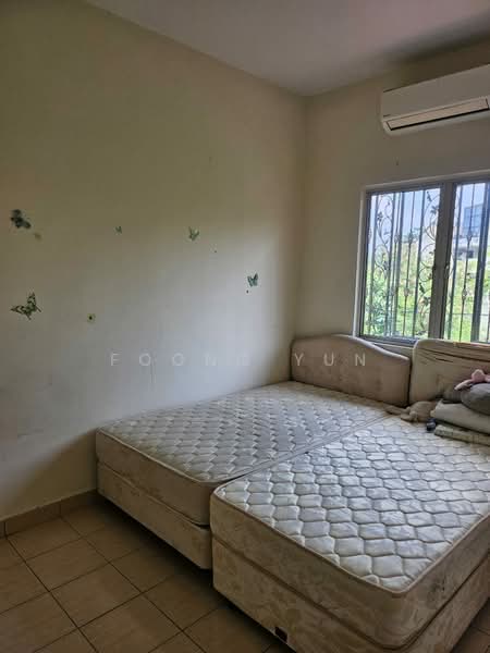 Rumah Teres untuk Dijual di Bandar Putra Permai (Seri Kembangan) - Foong Yun - Bedroom - PropertyGuru.com.my