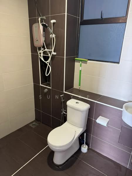 Apartment for Rent at Seri Austin Residence (Pangsapuri Seri Austin) - Sun Yap - Bathroom - PropertyGuru.com.my