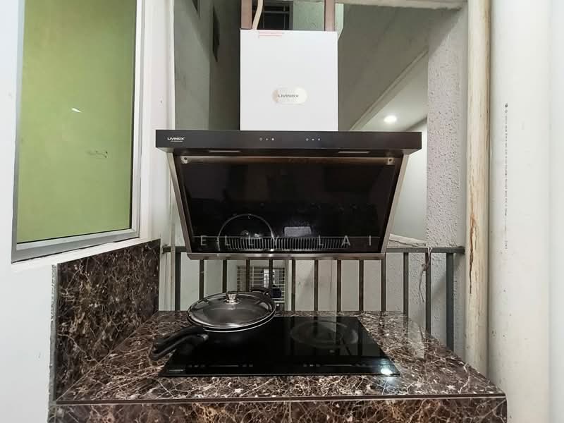 Service Residence for Sale at The Zizz @ Damansara North - Kelly Lai - Kitchen - PropertyGuru.com.my