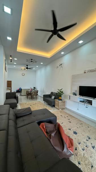 Rumah Berkembar untuk Dijual di Sungai Petani (Kedah) - Azura Ghani - Living Room - PropertyGuru.com.my