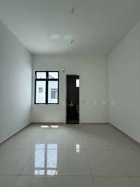 Rumah Berkembar untuk Dijual di Setia Eco Gardens (Gelang Patah) - Loh Lee Peng - PropertyGuru.com.my