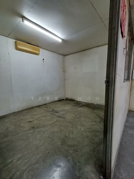 Shop for Rent in Taman Indah Perdana (Kepong) - Terry Hoh - Interior - PropertyGuru.com.my