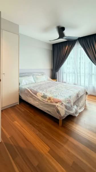 Condominium for Sale at The Straits View Condominium - Jane Ngoi - Bedroom - PropertyGuru.com.my