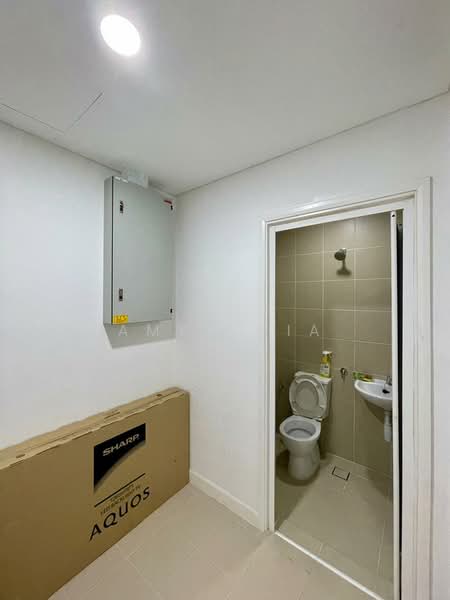 Kondominium untuk Dijual di Residensi 22 - Amy Chia - Bathroom - PropertyGuru.com.my