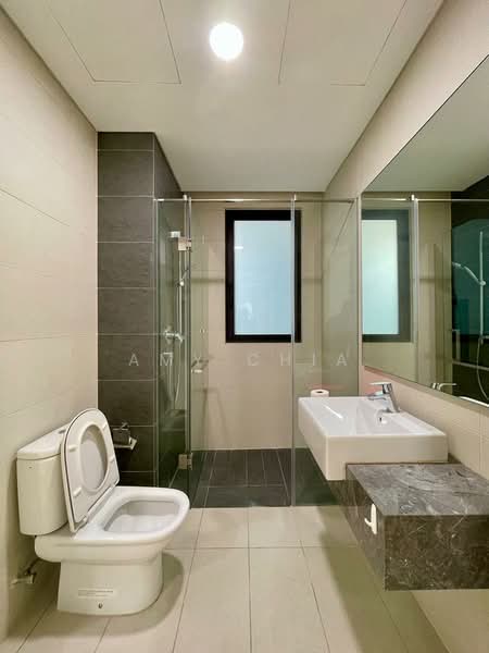 Kondominium untuk Dijual di Residensi 22 - Amy Chia - Bathroom - PropertyGuru.com.my