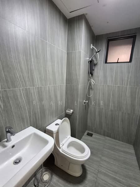Kondominium untuk Disewa di The Hamilton - Ryan Loke - Bathroom - PropertyGuru.com.my